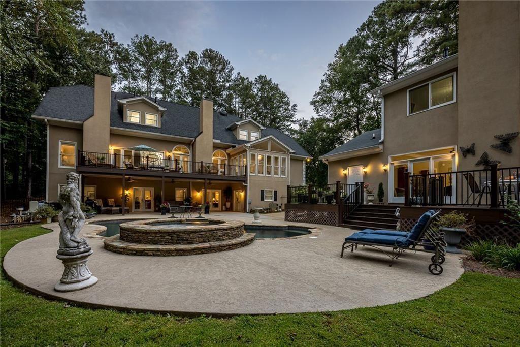 2010 Stonehedge Road Roswell, GA 30075 - Photo 81 of 86