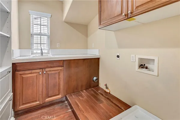 $9,800 | 21 Arches, Irvine, CA 92603