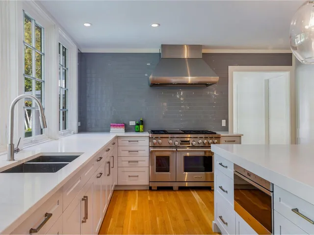 $4,495,000 | 282 Westview Drive, Shelburne, VT 05482