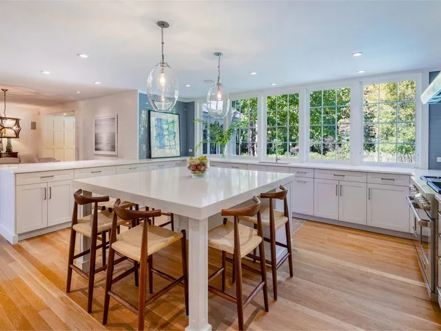 $4,495,000 | 282 Westview Drive, Shelburne, VT 05482