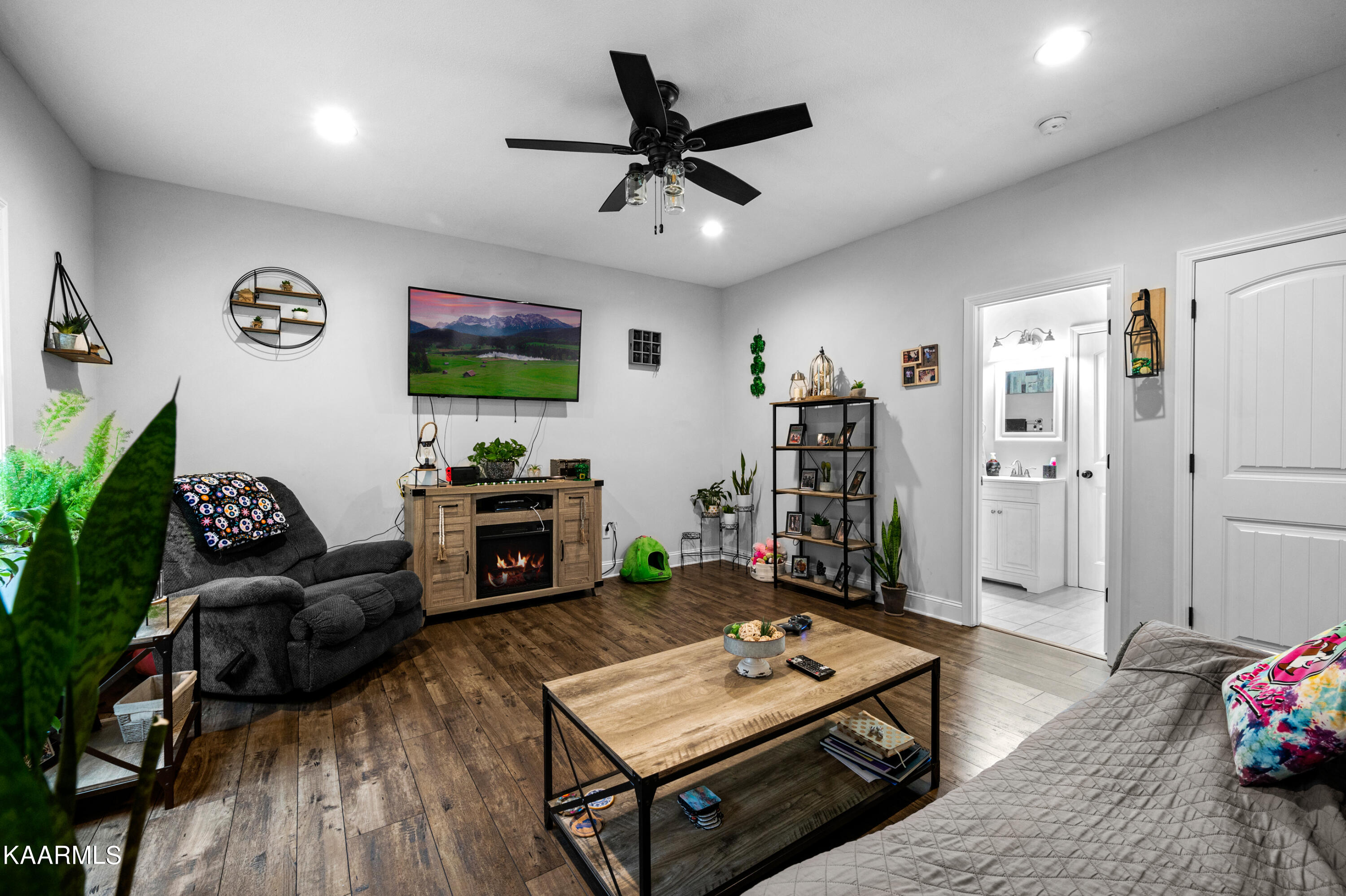 3604 Cherrylog Road Knoxville, TN 37921 - Photo 16 of 44 DSC_2311