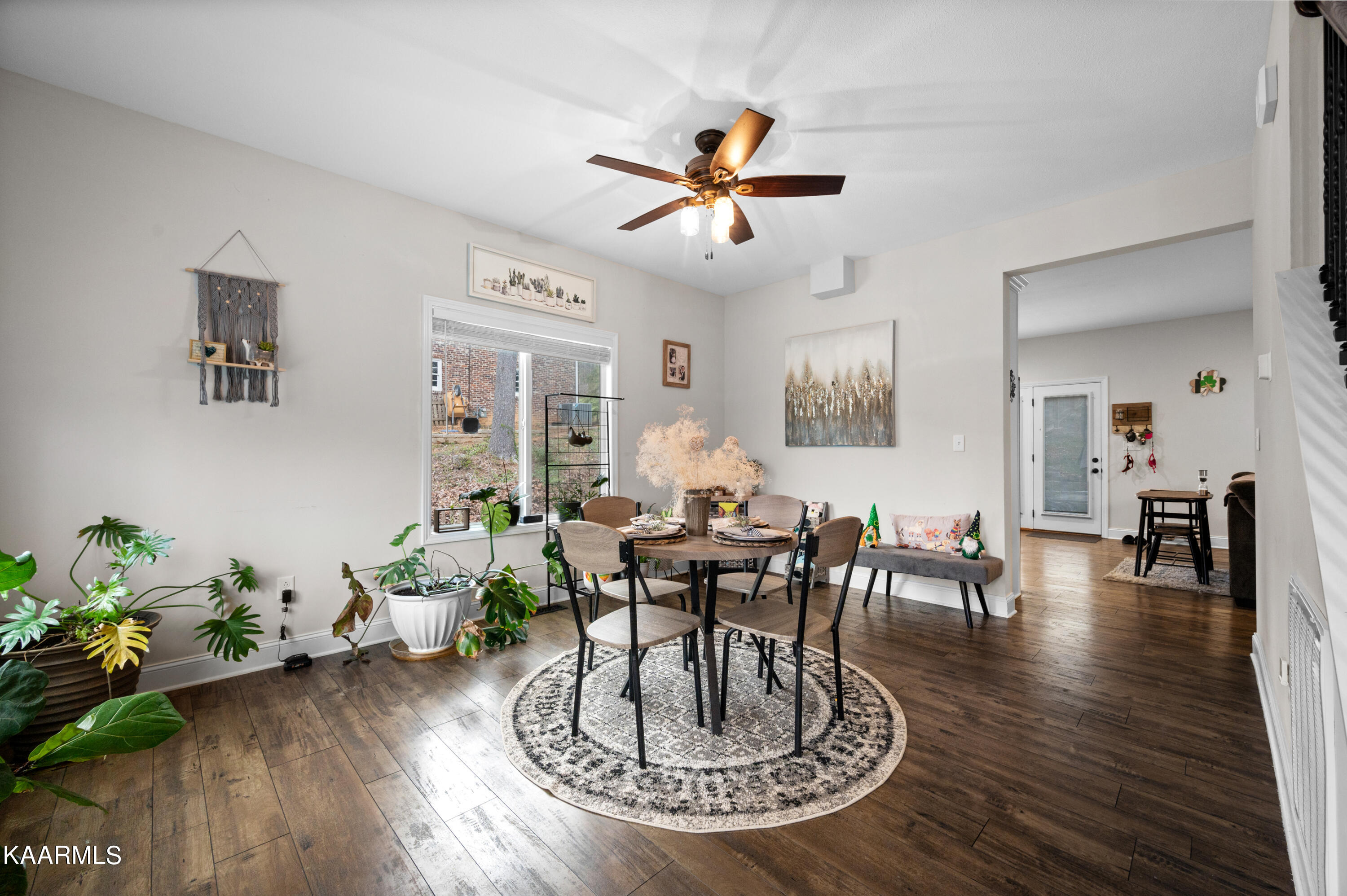 3604 Cherrylog Road Knoxville, TN 37921 - Photo 5 of 44 DSC_2278