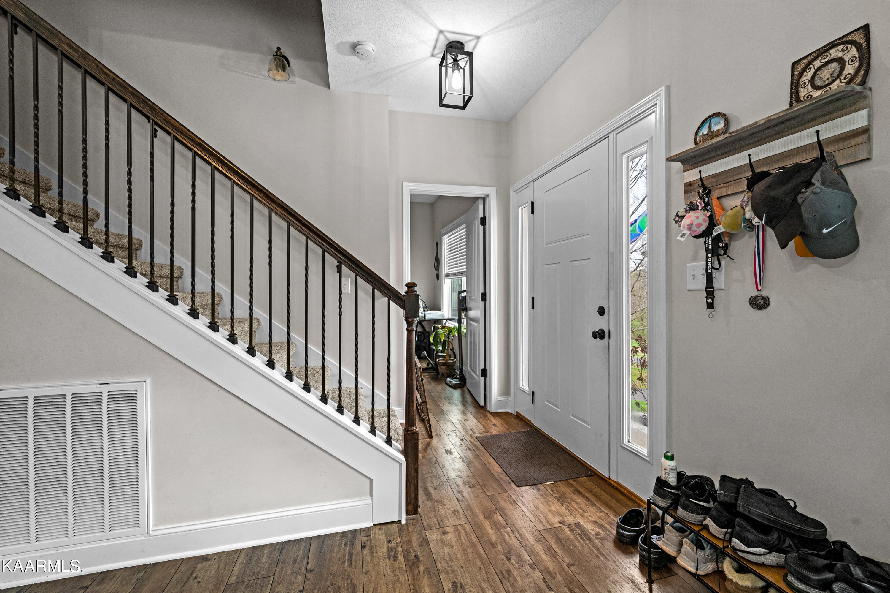 3604 Cherrylog Road Knoxville, TN 37921 - Photo 8 of 44 DSC_2287