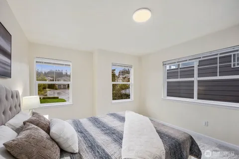 $1,425,000 | 3429 Lincoln Avenue Northeast, Renton, WA 98056