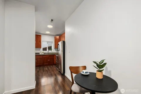 $1,425,000 | 3429 Lincoln Avenue Northeast, Renton, WA 98056