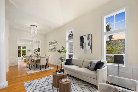 $1,425,000 | 3429 Lincoln Avenue Northeast, Renton, WA 98056