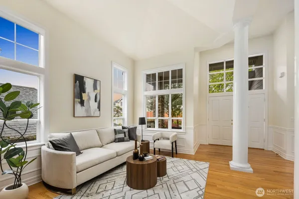 $1,425,000 | 3429 Lincoln Avenue Northeast, Renton, WA 98056