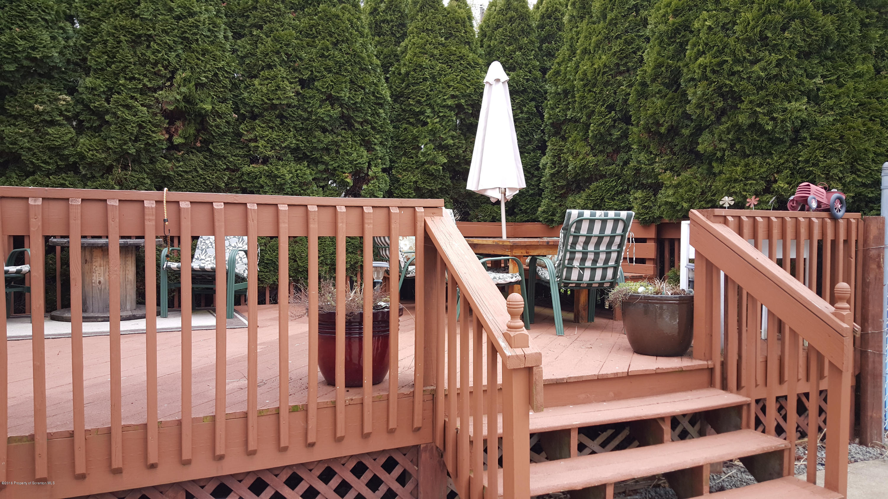 194 Old State Road Falls, PA 18615 - Photo 11 of 31 Deck