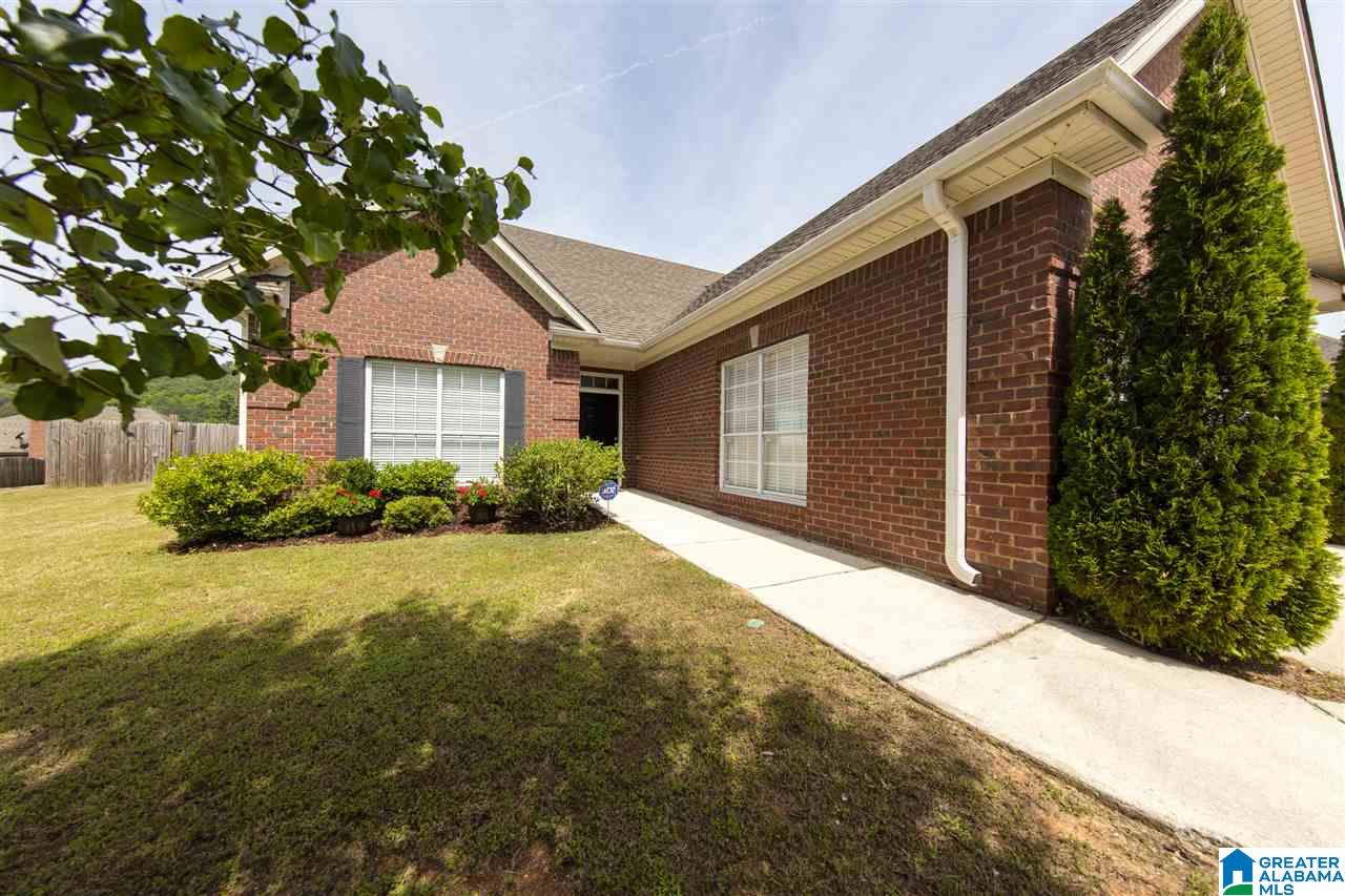 2425 Forest Lakes Lane Sterrett, AL 35147 - Photo 2 of 34