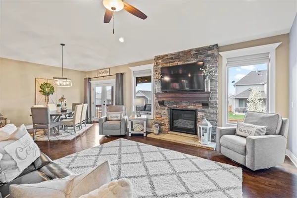 $535,000 | 19421 West 200th Terrace, Spring Hill, KS 66083