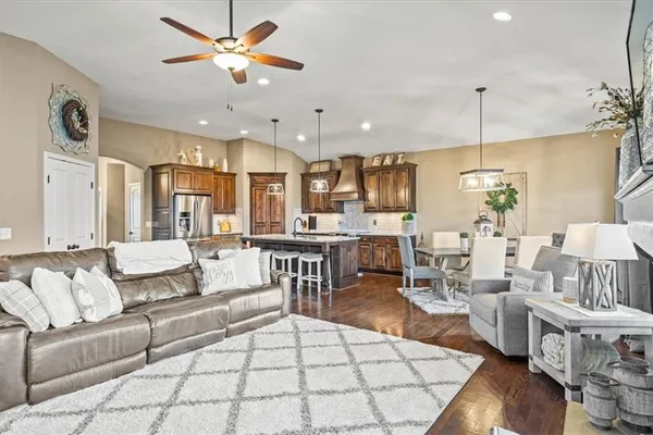 $535,000 | 19421 West 200th Terrace, Spring Hill, KS 66083