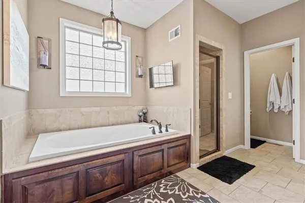 $535,000 | 19421 West 200th Terrace, Spring Hill, KS 66083