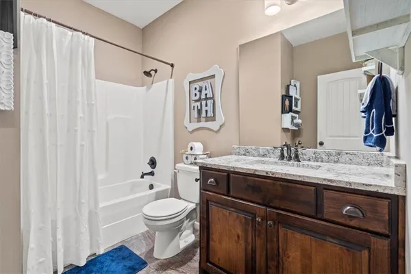 $535,000 | 19421 West 200th Terrace, Spring Hill, KS 66083