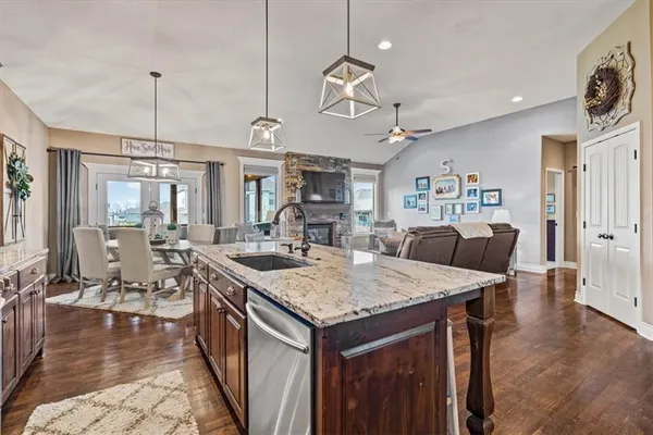 $535,000 | 19421 West 200th Terrace, Spring Hill, KS 66083