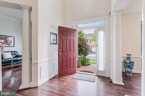 $1,598,000 | 414 Long Trail Terrace, Rockville, MD 20850