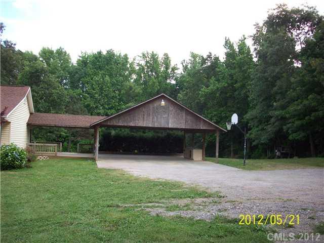 1355 Union Grove Road Harmony, NC 28634 - Photo 3 of 7 Gallery Image 3