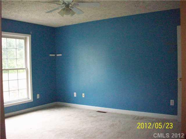 1355 Union Grove Road Harmony, NC 28634 - Photo 6 of 7 Gallery Image 6