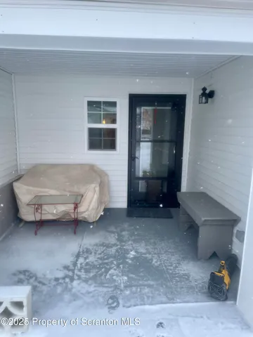 $1,500 | 1427 Layton Road, Clarks Summit, PA 18411