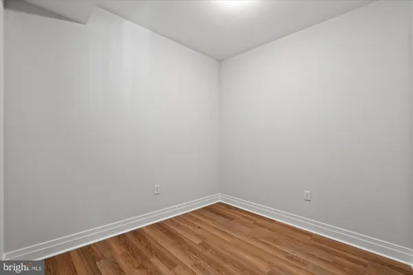 $4,200 | 811 North Columbus Street, Unit 302, Alexandria, VA 22314