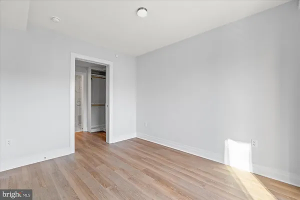 $3,950 | 811 North Columbus Street, Unit 302, Alexandria, VA 22314