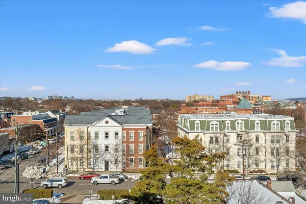 $4,200 | 811 North Columbus Street, Unit 302, Alexandria, VA 22314