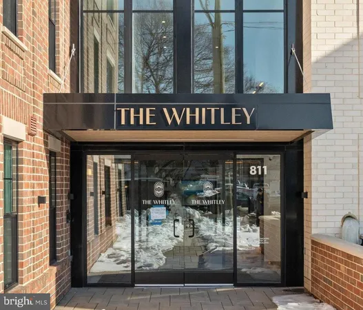 $3,950 | 811 North Columbus Street, Unit 302, Alexandria, VA 22314