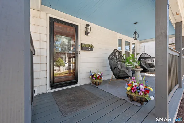 $379,900 | 32 Burr Avenue, Middletown, CT 06457