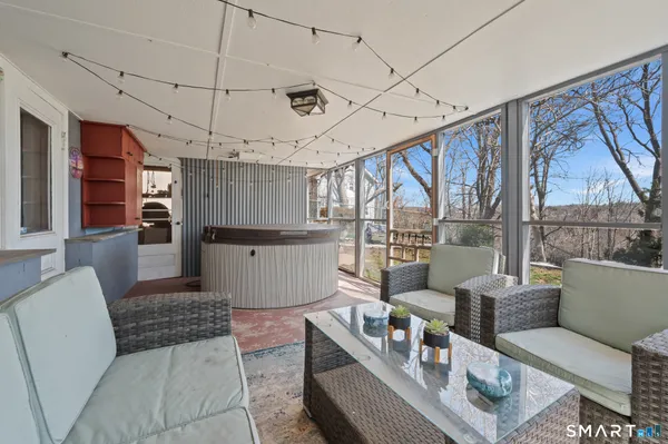 $379,900 | 32 Burr Avenue, Middletown, CT 06457