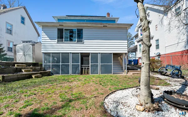 $379,900 | 32 Burr Avenue, Middletown, CT 06457