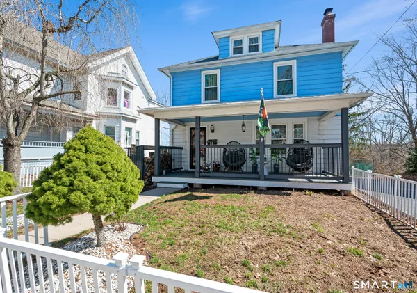 $379,900 | 32 Burr Avenue, Middletown, CT 06457