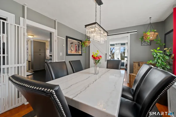 $379,900 | 32 Burr Avenue, Middletown, CT 06457