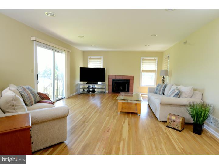 30 Haverford Road Princeton Junction, NJ 08550 - Photo 8 of 24 Family Room