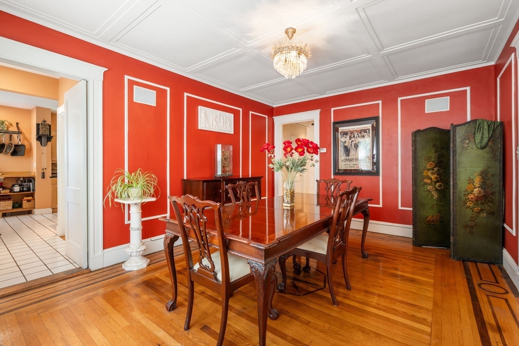 63 Winthrop Road, Unit 1 Brookline, MA 02445 - Photo 8 of 24
