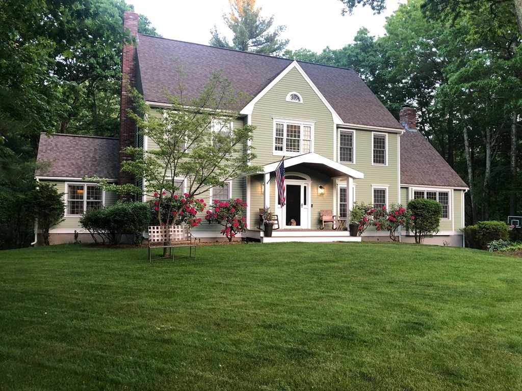 14 Stoney Brook Road Hopkinton, MA 01748 - Photo 1 of 33 Gallery Image 1