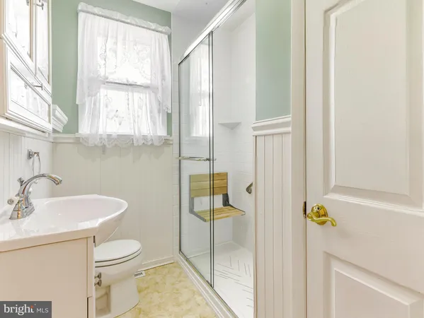 $320,000 | 37 Harmony Road, Gibbstown, NJ 08027