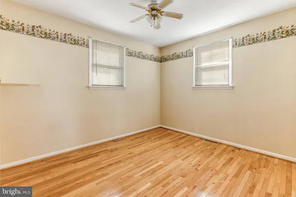 $320,000 | 37 Harmony Road, Gibbstown, NJ 08027