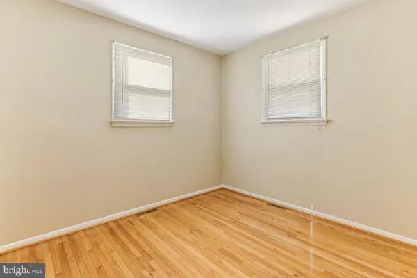 $320,000 | 37 Harmony Road, Gibbstown, NJ 08027