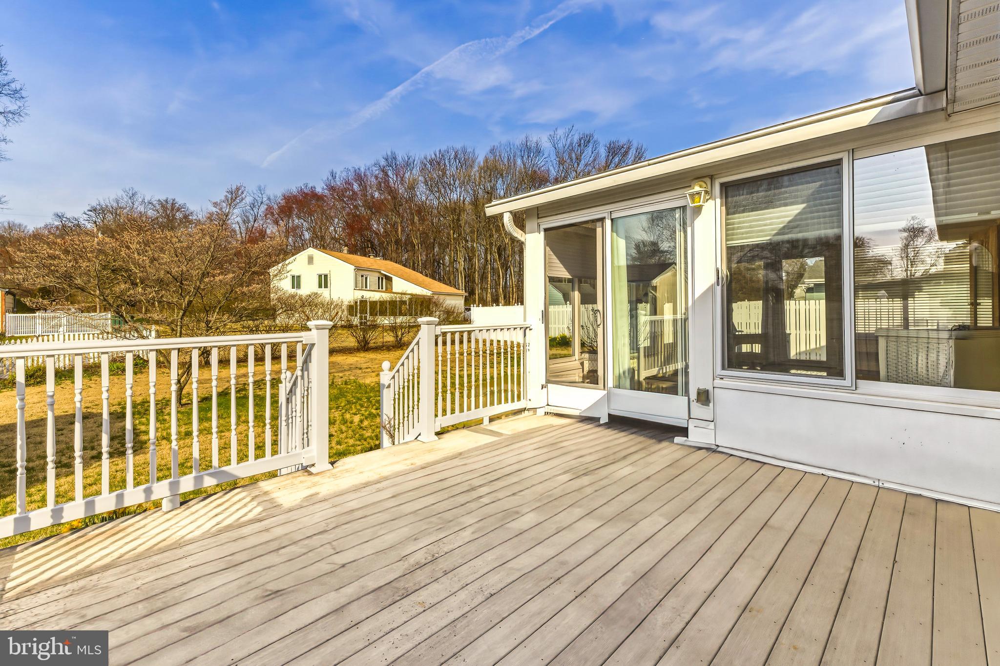 37 Harmony Road Gibbstown, NJ 08027 - Photo 18 of 20 Another view of your back deck