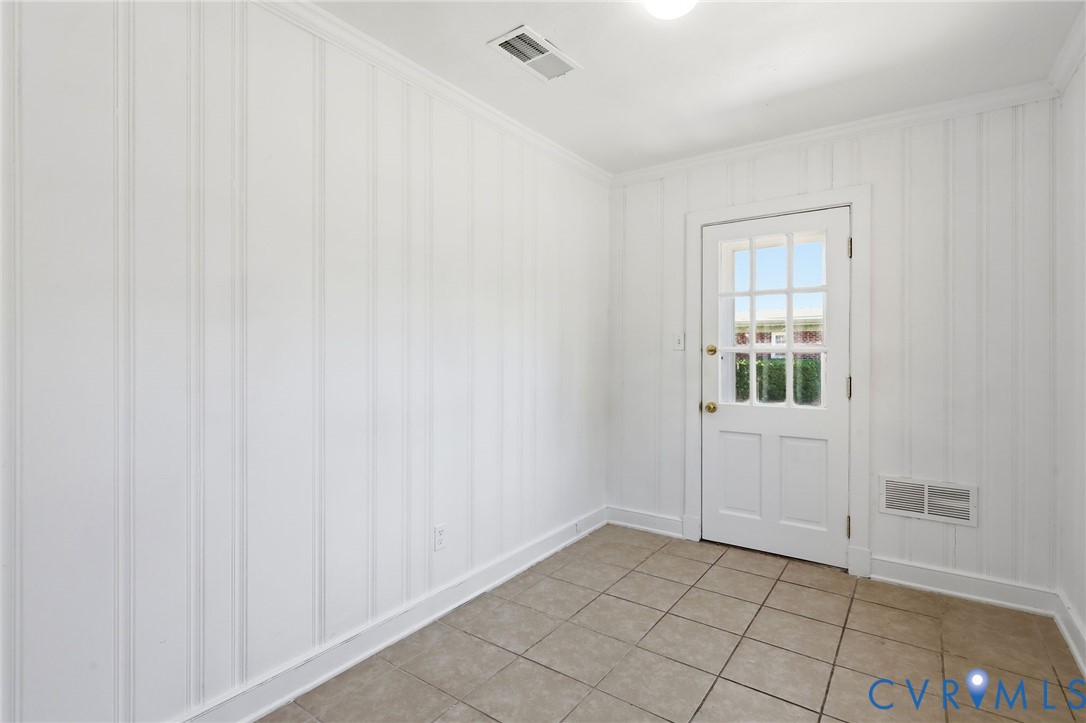 1634 Hungary Road Henrico, VA 23228 - Photo 8 of 48