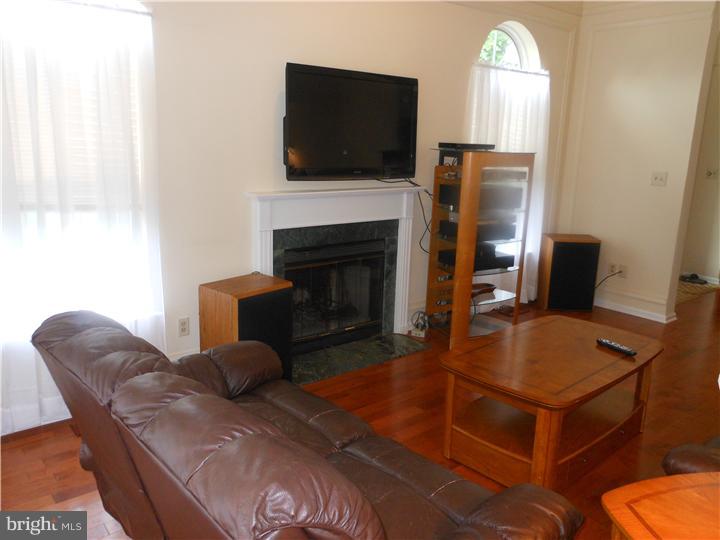 1637 Covington Road, Unit 19 Yardley, PA 19067 - Photo 4 of 23 Living Room