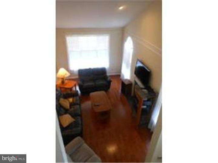 1637 Covington Road, Unit 19 Yardley, PA 19067 - Photo 5 of 23 Living Room