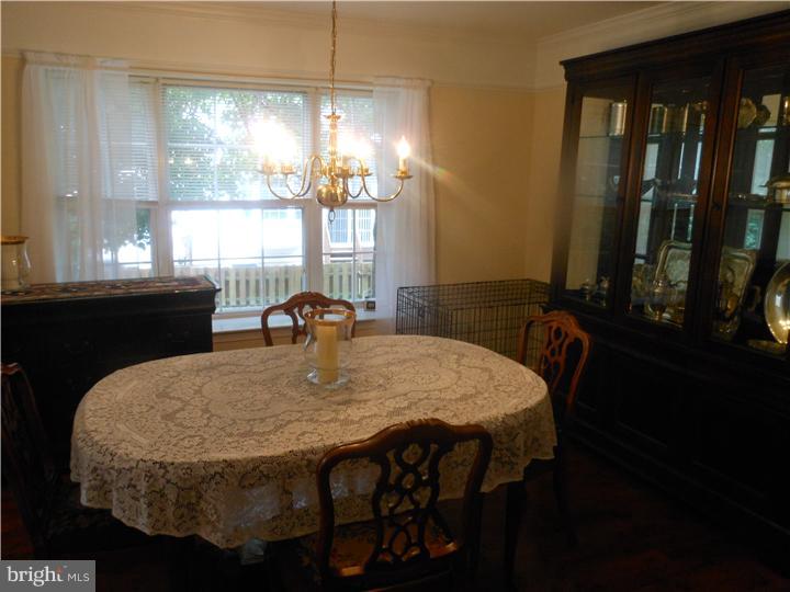 1637 Covington Road, Unit 19 Yardley, PA 19067 - Photo 9 of 23 Kitchen