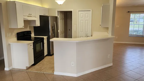 $2,395 | 4220 Southwest Jarmer Road, Port St. Lucie, FL 34953