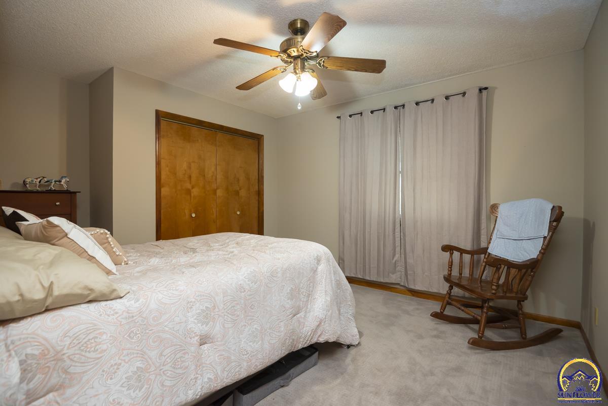2831 Southwest Bingham Road Topeka, KS 66614 - Photo 20 of 36