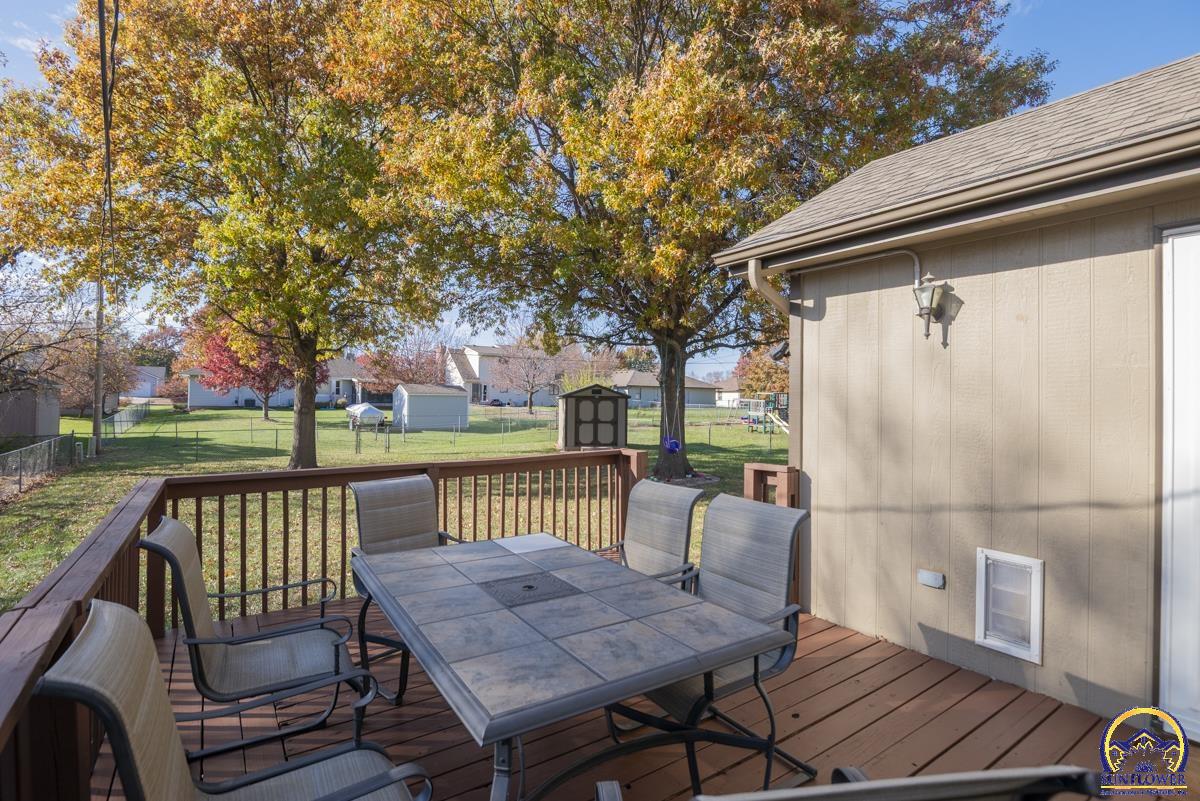 2831 Southwest Bingham Road Topeka, KS 66614 - Photo 34 of 36