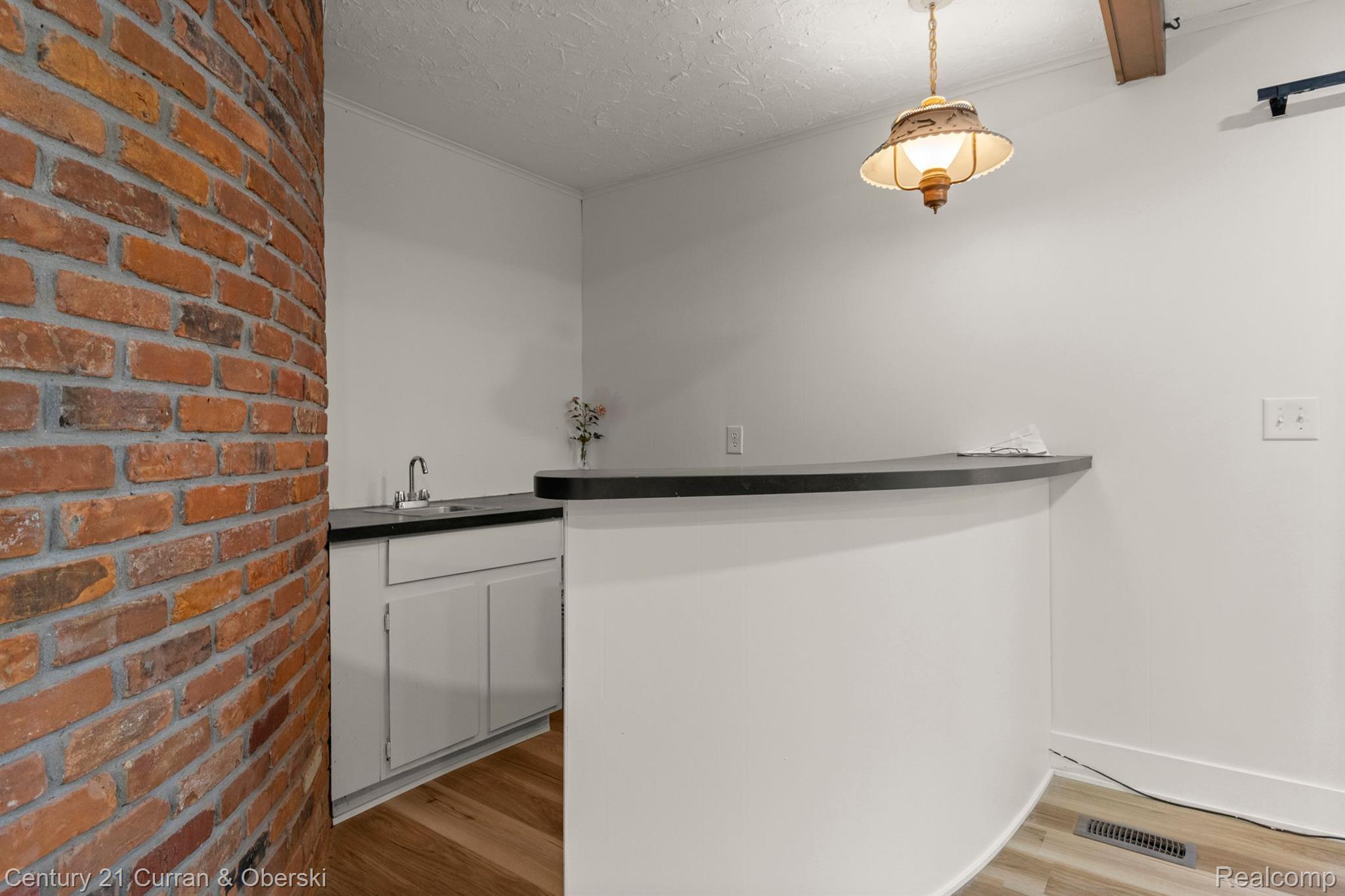 2544 Wickfield Road West Bloomfield, MI 48323 - Photo 32 of 47 Gallery Image 32
