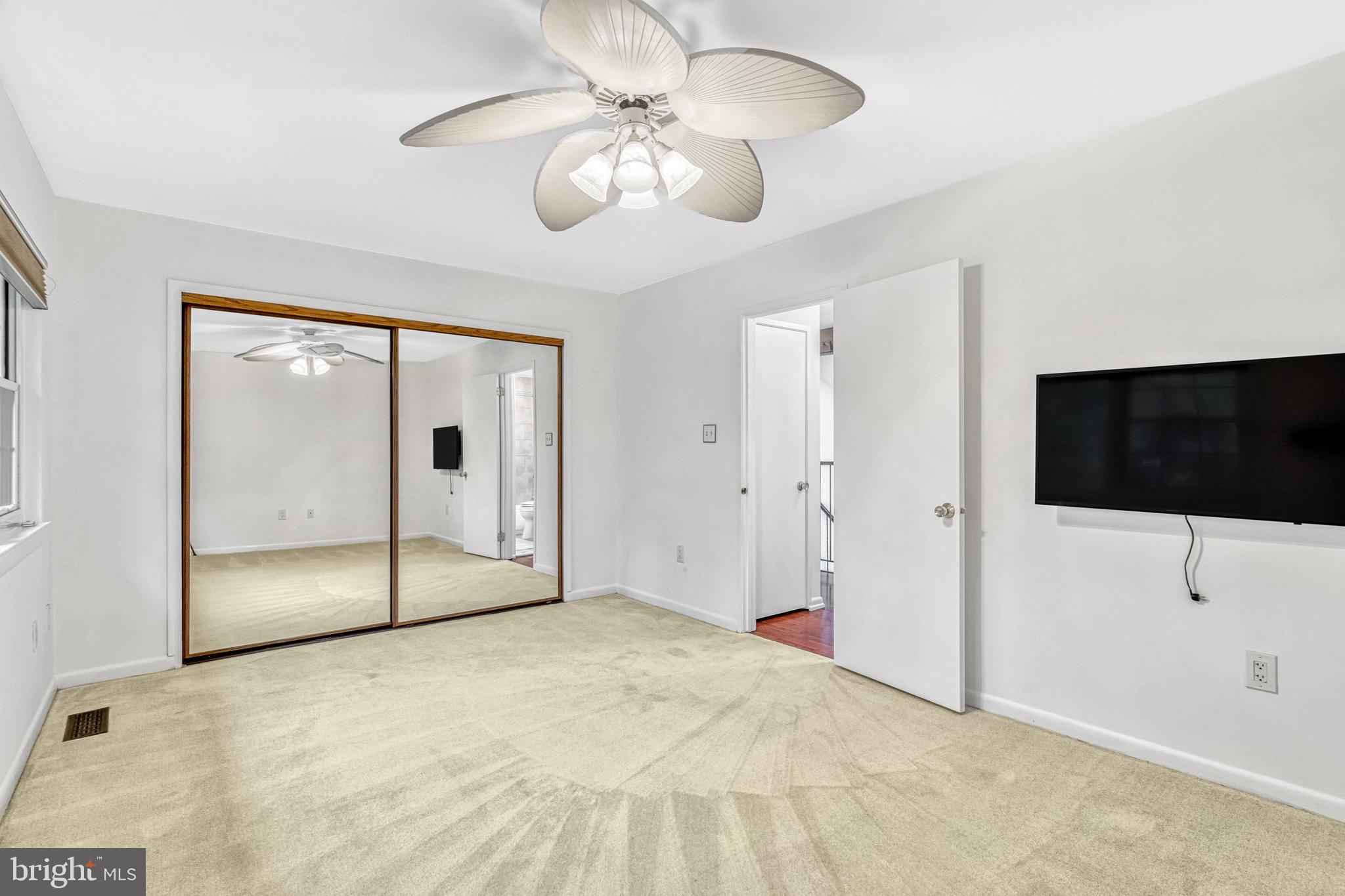 2011 Headlands Circle Reston, VA 20191 - Photo 18 of 26 Gallery Image 18