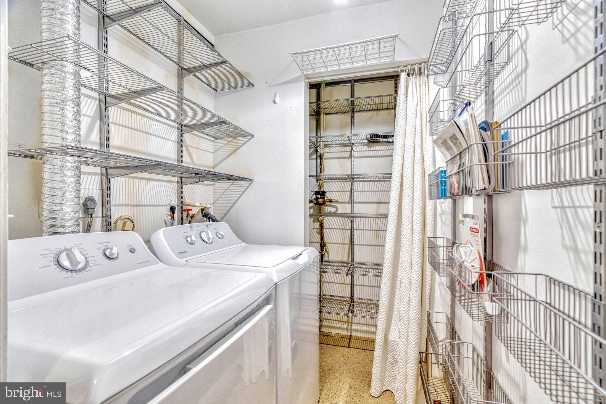 2011 Headlands Circle Reston, VA 20191 - Photo 19 of 26 Gallery Image 19
