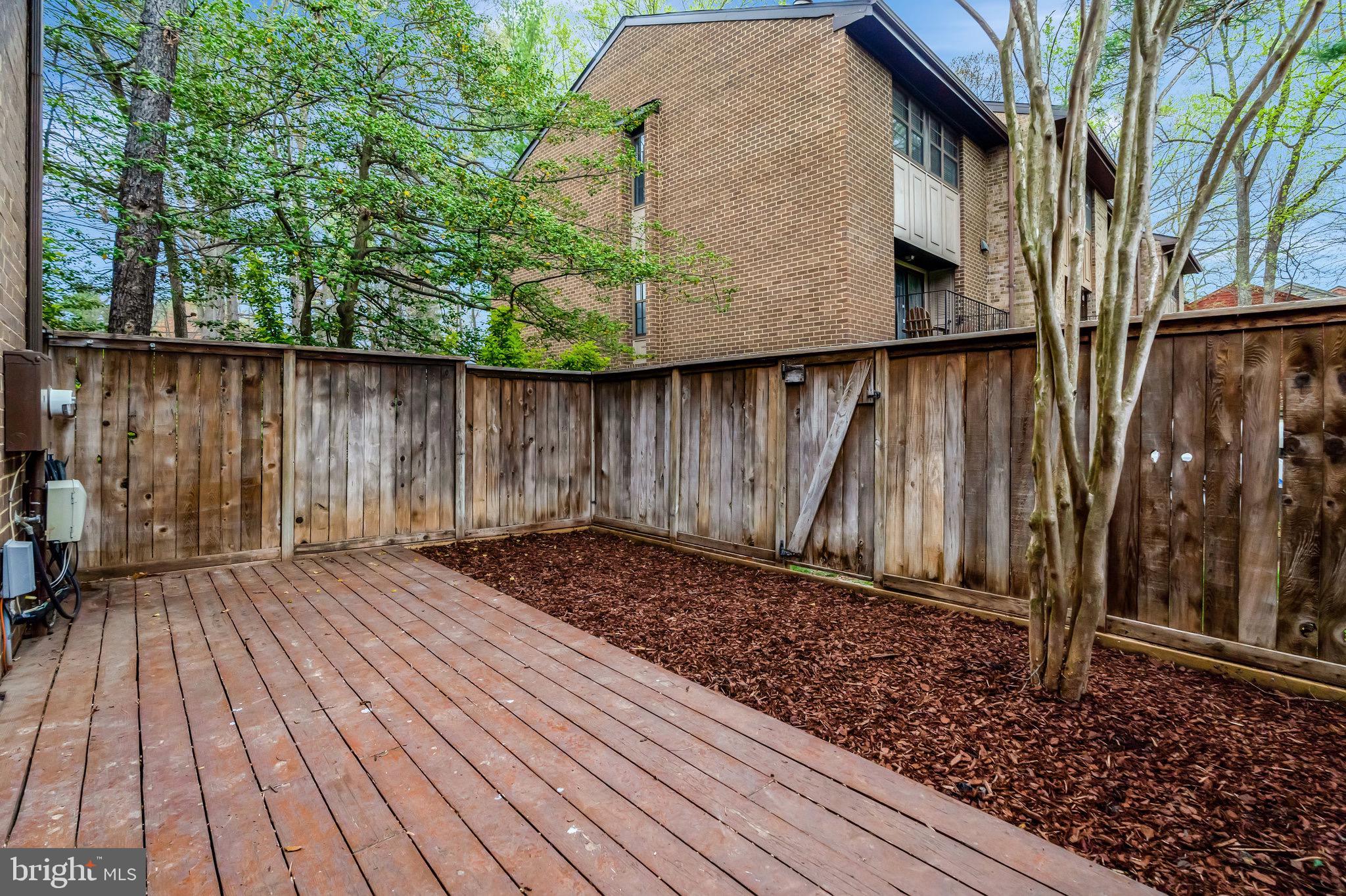 2011 Headlands Circle Reston, VA 20191 - Photo 21 of 26 Gallery Image 21