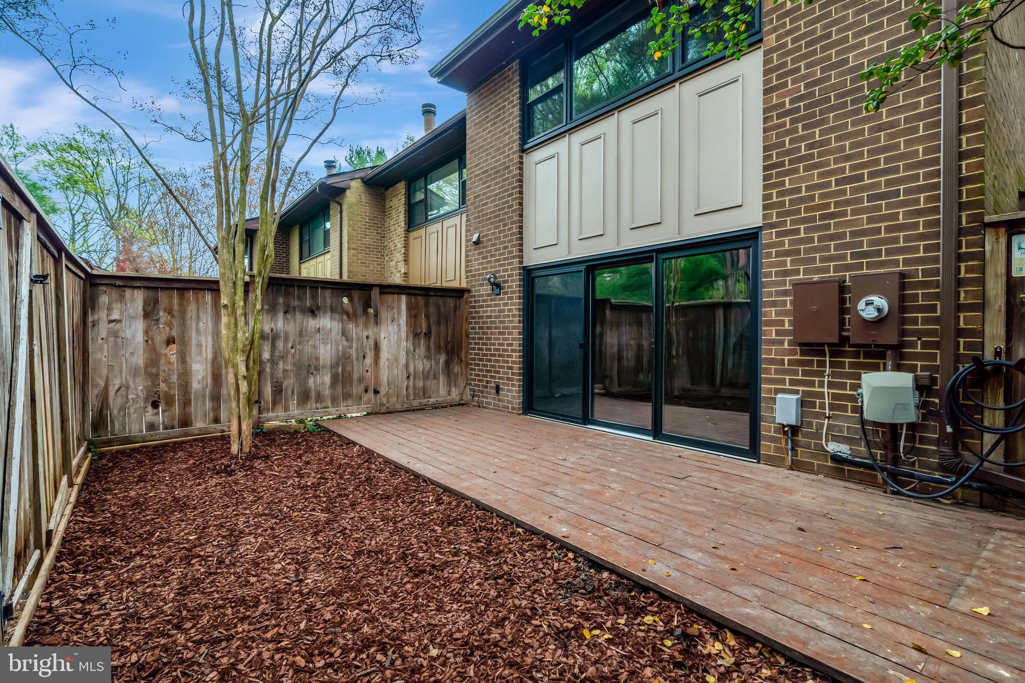 2011 Headlands Circle Reston, VA 20191 - Photo 23 of 26 Gallery Image 23